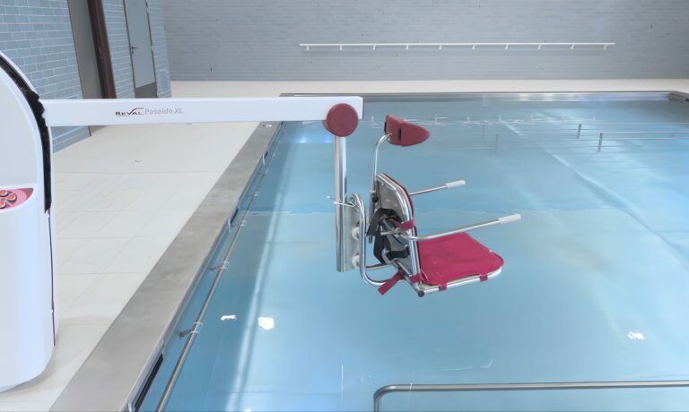 Lève-malade pour piscine_FRANCE REVAL